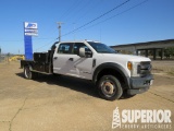 2017 FORD F450 4WD Crew Cab Flatbed Truck