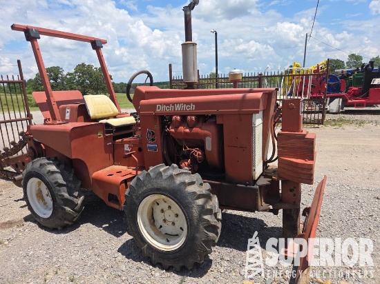DITCH WITCH R60 4WD Rubber Tired Chain Trencher, S...
