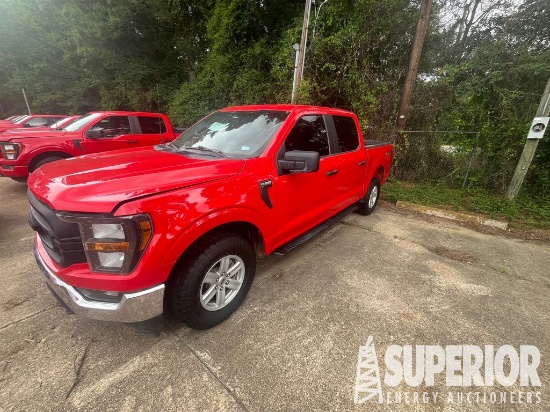 2023 FORD F-150 XL 4x4 Super Crew Cab Pickup