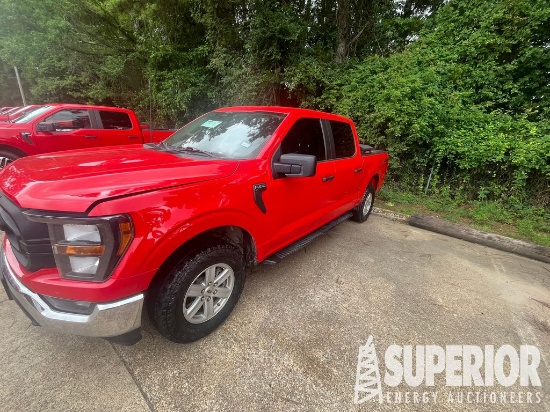 2023 FORD F-150 XL 4x4 Super Crew Cab Pickup