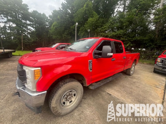 2017 FORD F-250 STX 4x4 Pickup