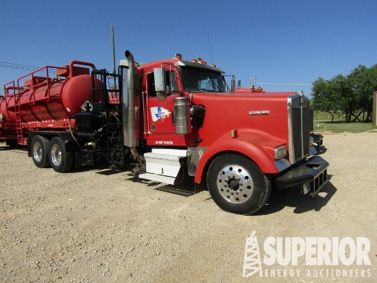 2004 KENWORTH 900L T/A Pump Down Truck