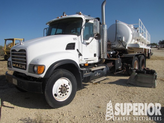 2004 MACK CV713 T/A Kill Truck