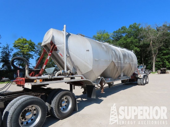 2000 LBT T/A 1600 Cu Ft Pneumatic Trailer