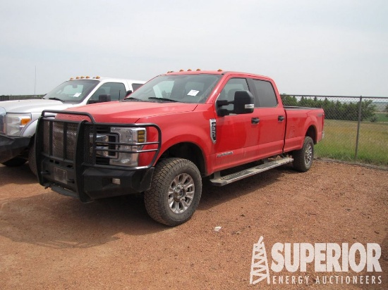 2019 FORD F-250 XLT 4x4 Crew Cab Pickup