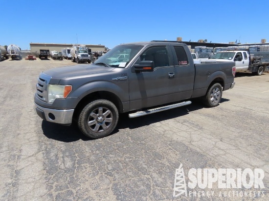 2013 FORD F-150 2WD Club Cab Pickup