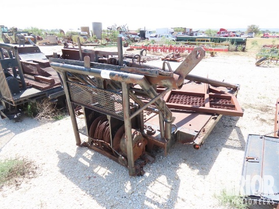 12'W x 7'6"L Roustabout Bed