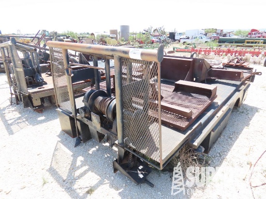 8'2"W x 13'6"L Roustabout Bed