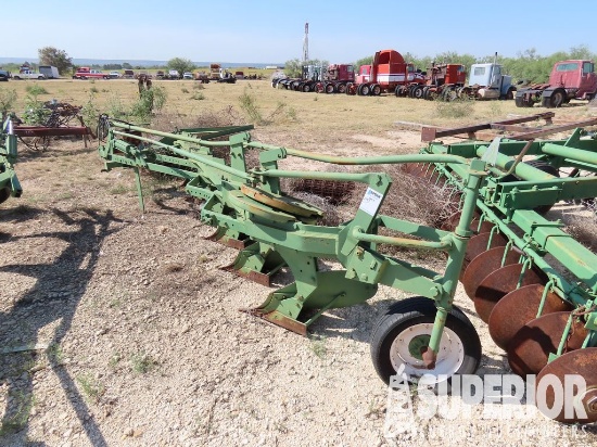 6-Bottom Semi-Mtd Moldboard Plow
