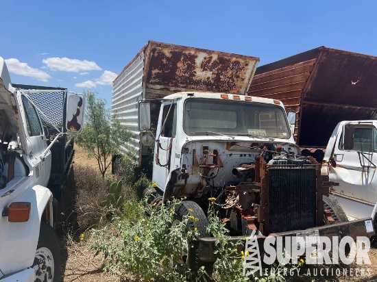 1979 INTERNATIONAL S/A Cotton Burr Spreader Truck