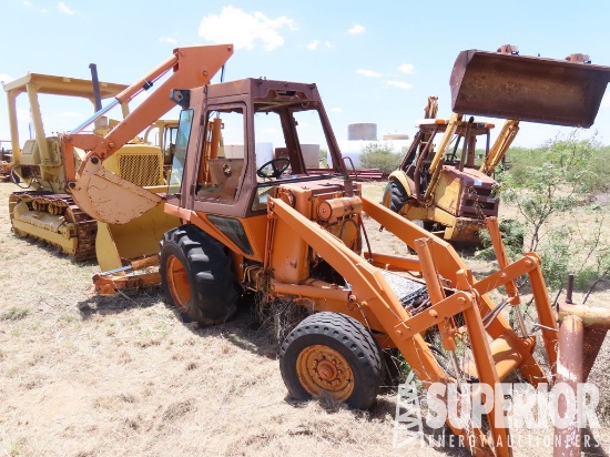 CASE 580K Loader Backhoe