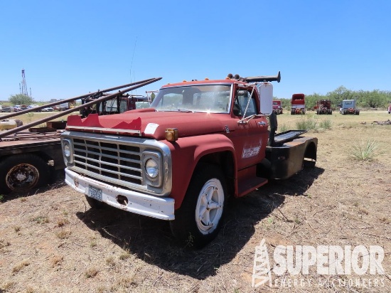 1973 FORD F700 S/A Truck Tractor