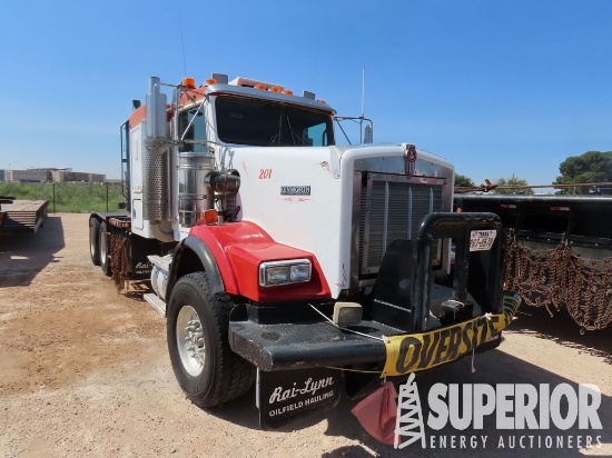 2007 KENWORTH C500B T/A Sleeper Road Winch Truck