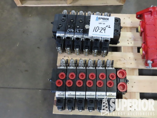 (2) SUNSOURCE SCOL-1495423-05-8507S Hyd Spool Valves