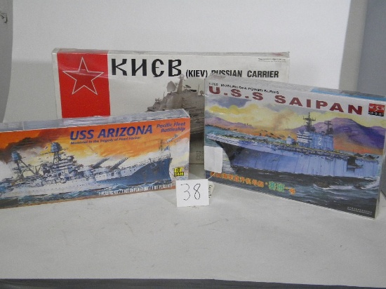 Old - New in Box Model Ships: (1) 1:700 USS Saipan, (1) Revell 1:426 Lindbe