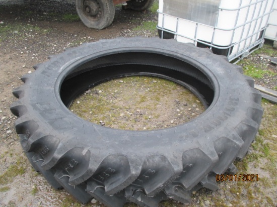 380/90R46 BKT TIRE