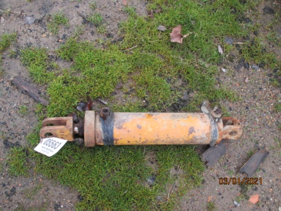 HYDRAULIC CYLINDER