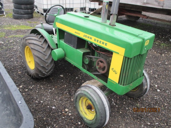 JOHN DEERE 820 DIESEL