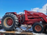 IH 884 W- IH 2250 LOADER