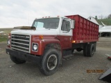 1979 INTERNATIONAL S1824 GRAIN TRUCK