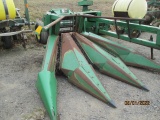 JOHN DEERE CORN HEAD