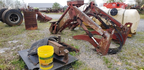 IH Loader