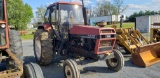CIH 1594 Tractor w/cab