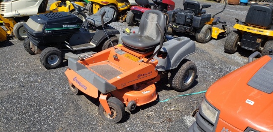 Husqvarna Z4217 Zero Turn Mower