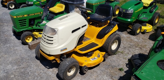 CC LT 1018 Riding Mower