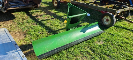 John Deere 8' 3pt. Blade