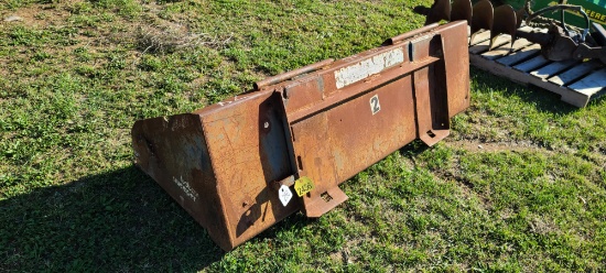 Bobcat Universal Quick Attach bucket