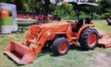 Kubota MX5200D Tractor W/Loader