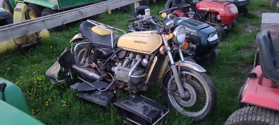 Honda Motorcycle-NO TITLE (AS IS)