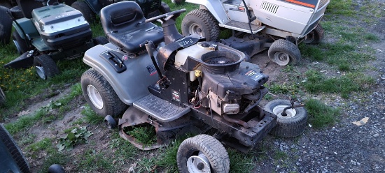 Craftsman Riding Mower (AS IS)
