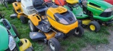 CC i1042 Riding Mower (RUNS)