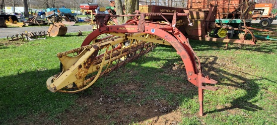 New Holland 256 Rake (LOCAL FARMER)
