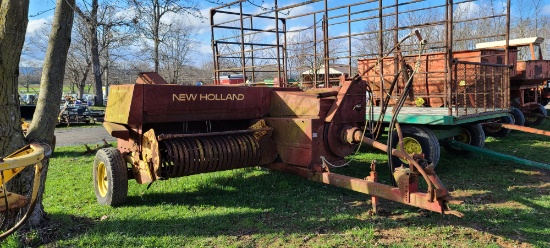 New Holland 315 Square Baler (LOCAL FARMER)