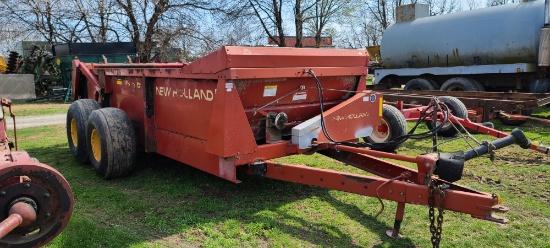 NH 195 Tandem Manure Spreader (FARMER SELLOUT)