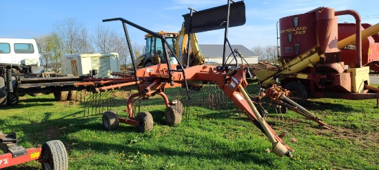 Pequea HR-1140 Rotary Rake (LOCAL FARMER)