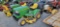 John Deere X475 W/Bagger Riding Mower (RUNS)