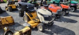 Cub Cadet SLTX1050 Riding Mower W/Bagger (Runs)