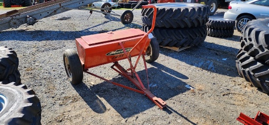 New Idea 52" Lime Spreader