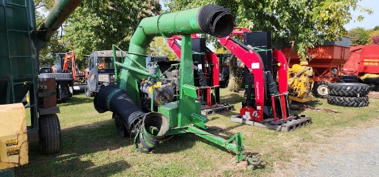 Gas Powered Leaf Vac (AS IS)
