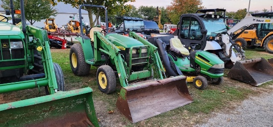 1998 John Deere 4200 Compact W/420 Loader (RUNS)