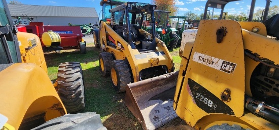 2005 Cat 236B Skidloader (RUNS)