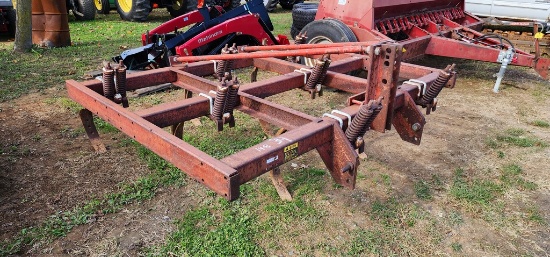 International 7 Tooth 3pt. Chisel Plow