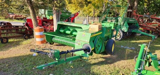 2006 John Deere 328 Square Baler (NICE)