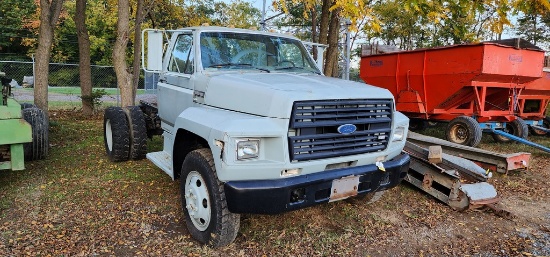1983 Ford Truck (RUNS) (NO TITLE)