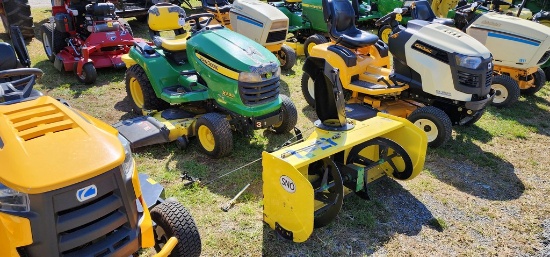 2012 John Deere X530 Riding Mower W/47 Snowblower (RUNS AND DRIVES)