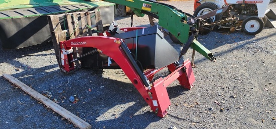 New Mahindra 3550CL Quick Attach Loader